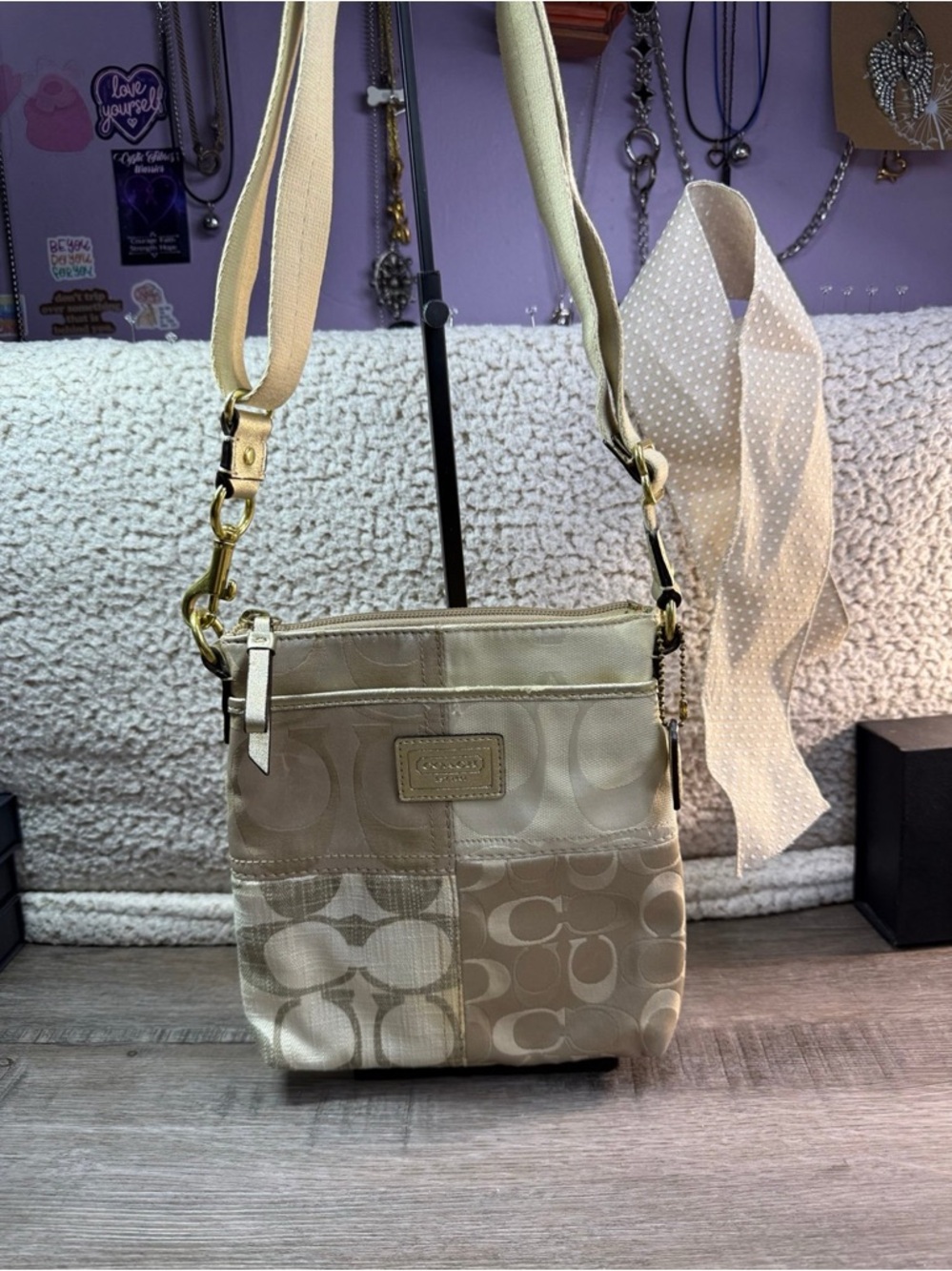 Y2K Coach Neutral Patchwork Signature Crossbody 💼 Bag